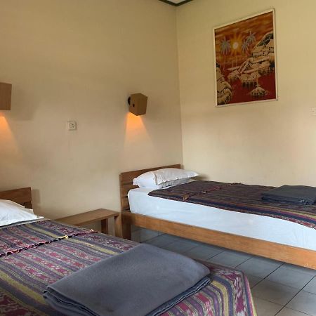 Prambanan Guesthouse Yogyakarta Exterior photo