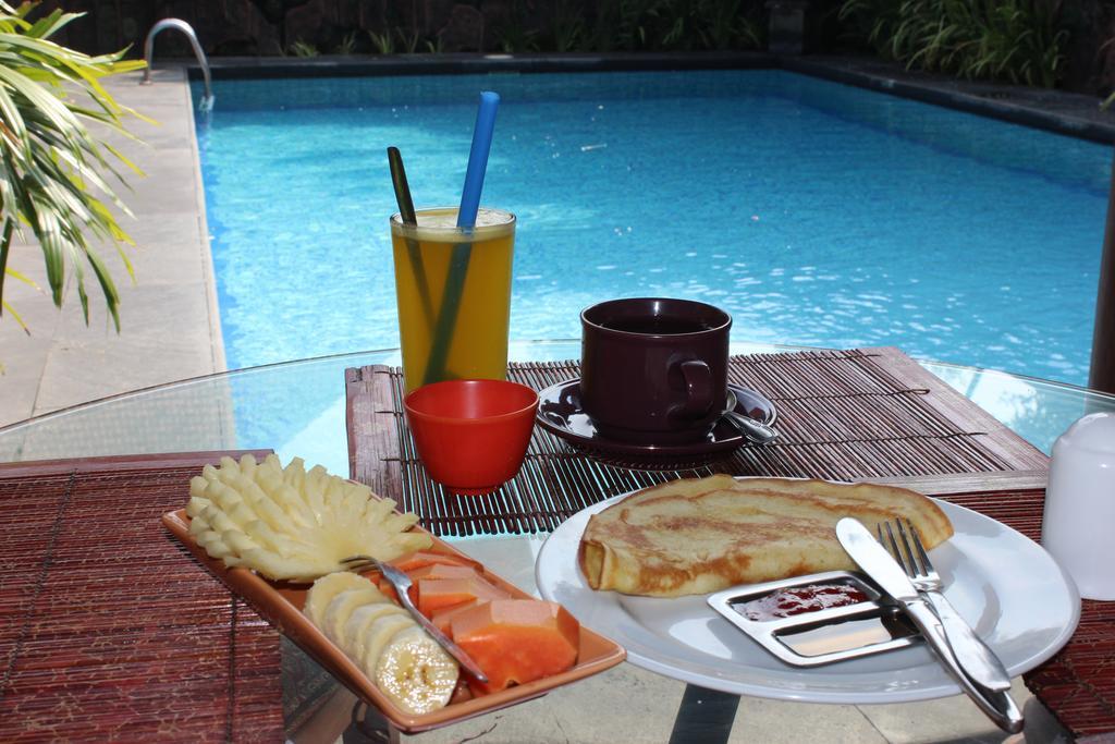 Prambanan Guesthouse Yogyakarta Exterior photo